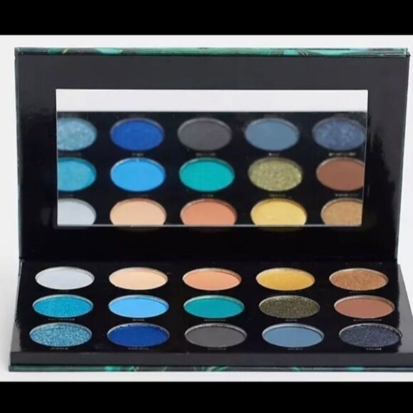 Hipdot “Cenote” Eyeshadow Palette, NWT - Picture 3 of 9